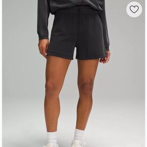 Lululemon Softstreme High-Rise Short 4"